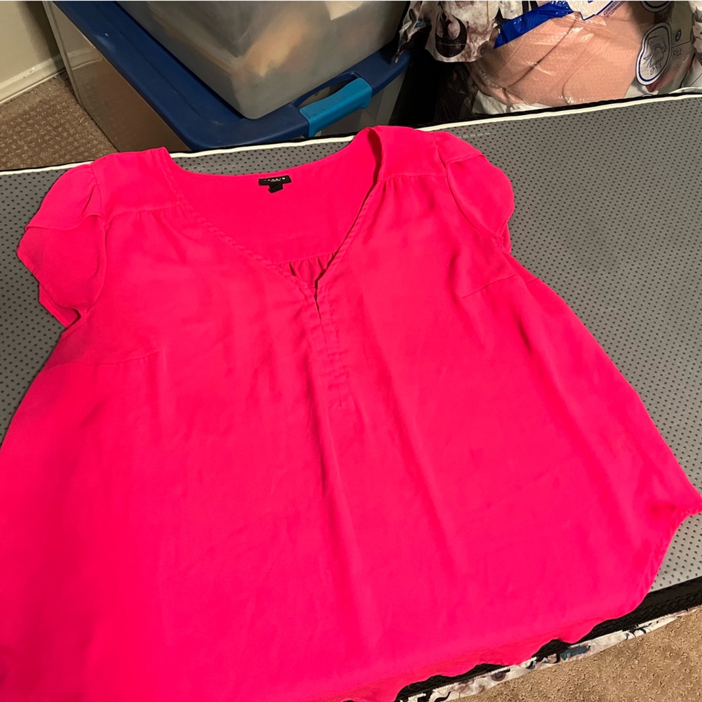 Torrid Harper Georgette Hook & Eye Tulip Sleeve Blouse